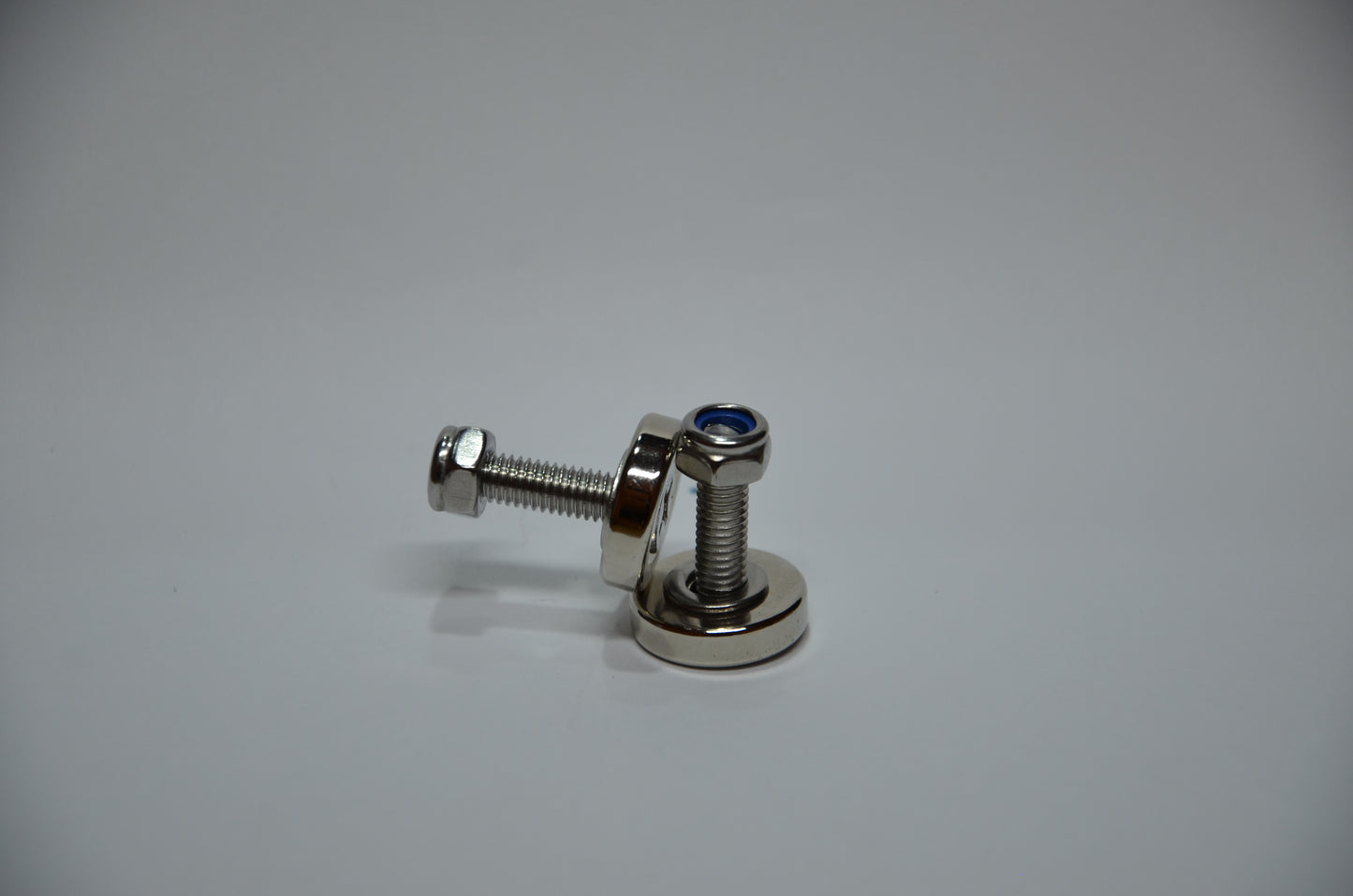 Magnetic Rock Light Mounts